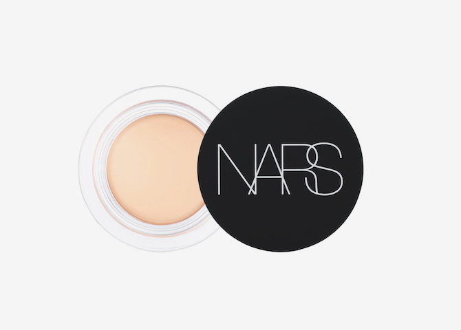 Soft Matte Complete Concealer от NARS, 2 499 руб.